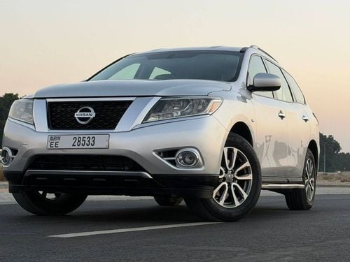 Nissan Pathfinder SV 3.5L (260 HP) 4WD