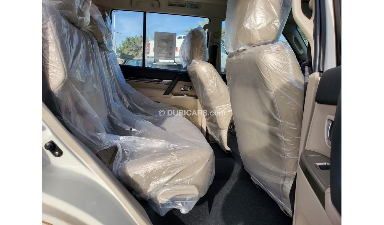 Mitsubishi Pajero Mitsubishi Pajero GLS 2022 Model White/beige 3.8L Petrol