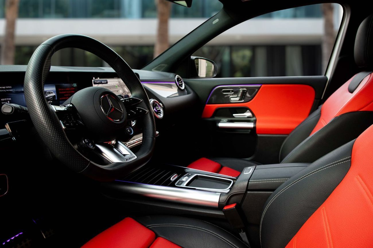 Mercedes-Benz GLA 35 AMG 4,700 P.M  | 0% Downpayment | GLA 35 AMG | AGENCY WARRANTY!