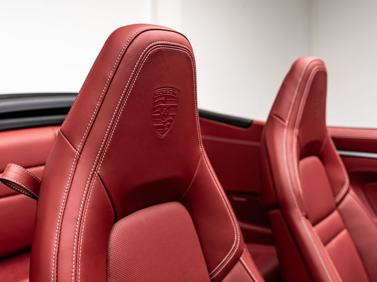 Porsche 911 Carrera 3.0L (380 HP) Convertible 2025 Porsche 911 Cabriolet, December 2026 Porsche Warranty, Very L