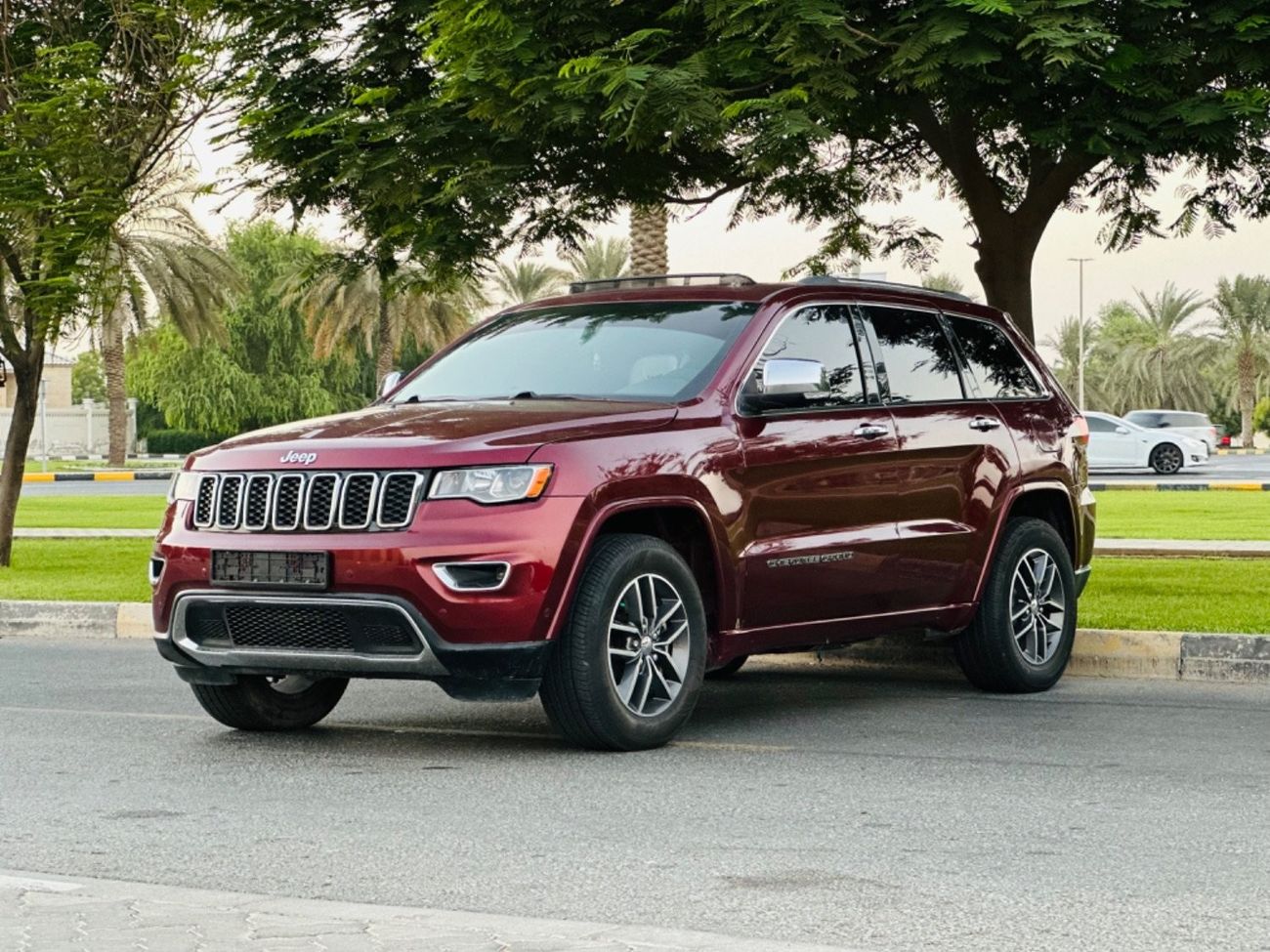 جيب جراند شيروكي JEEP GRAND CHEROKEE LIMITED V6 MODEL 2018