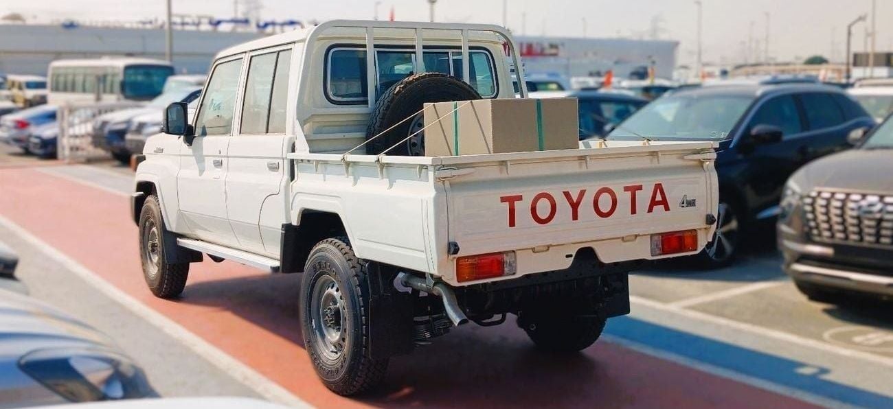 Toyota Land Cruiser Pick Up Toyota LC79 DC 4.2L Diesel Manual with Difflock 2025YM