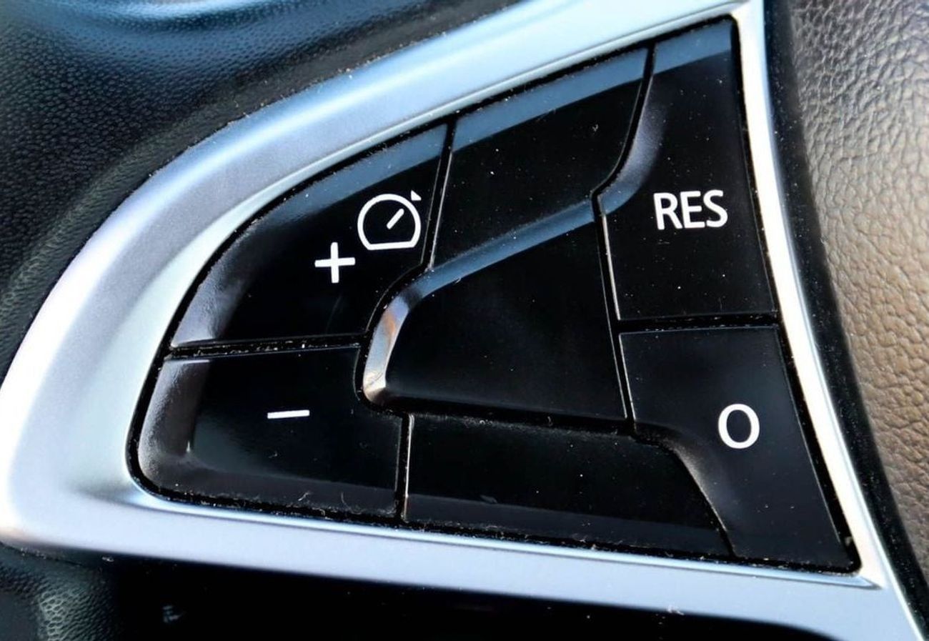 Renault Duster SE 1.6L Renault Duster   2020 GCC 1.6L Original Paint accident-free in excellent condition 530 P.M