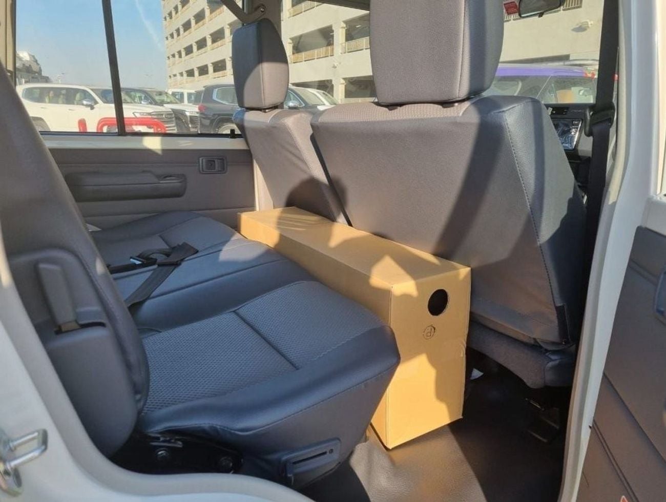 تويوتا لاند كروزر بيك آب 6 CYLINDERS MANUAL