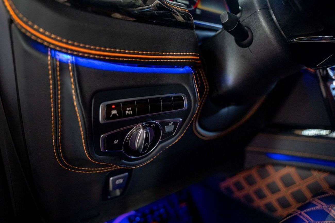 مرسيدس بنز G 63 AMG Brabus 900 Rocket Kit - 2021