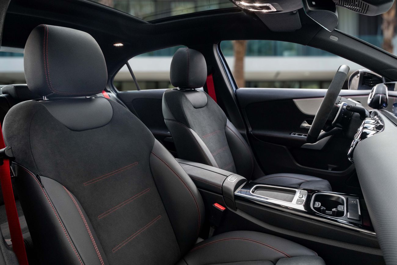 Mercedes-Benz A 35 AMG A35 AMG | 3,232 P.M | 0% Downpayment | Fantastic Condition!