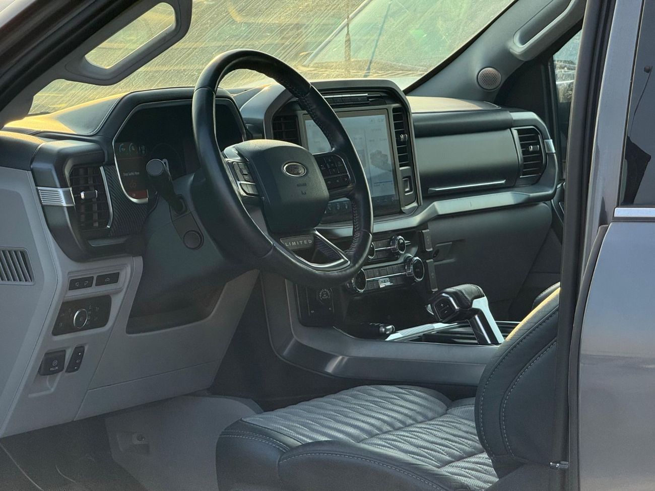 فورد F 150 Limited 3.5L Petrol Ecoboost V6 2022 Export Price @ 210,000 AED