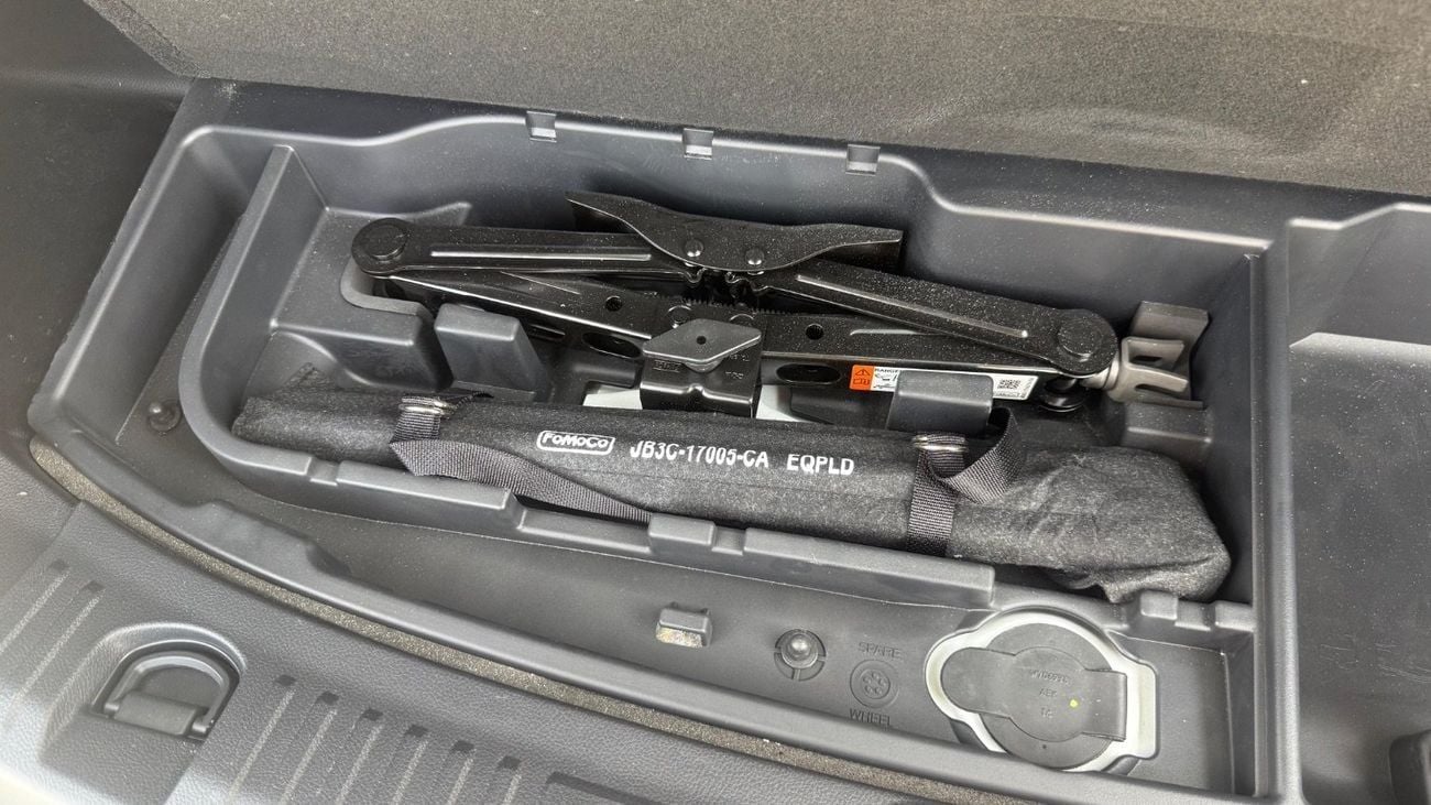 Ford Everest Platinum export from Australia