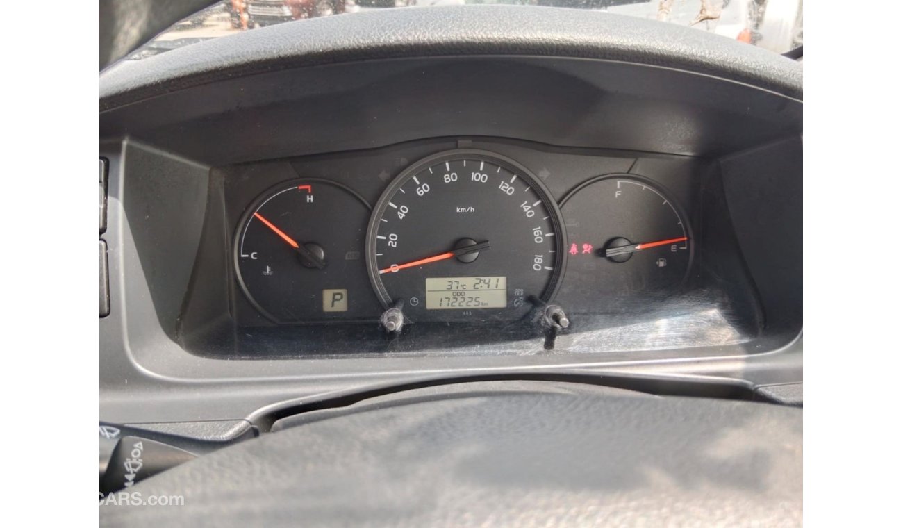 Toyota Hiace TOYOTA HIACE AMBULANCE RIGHT HAND DRIVE (PM1489)
