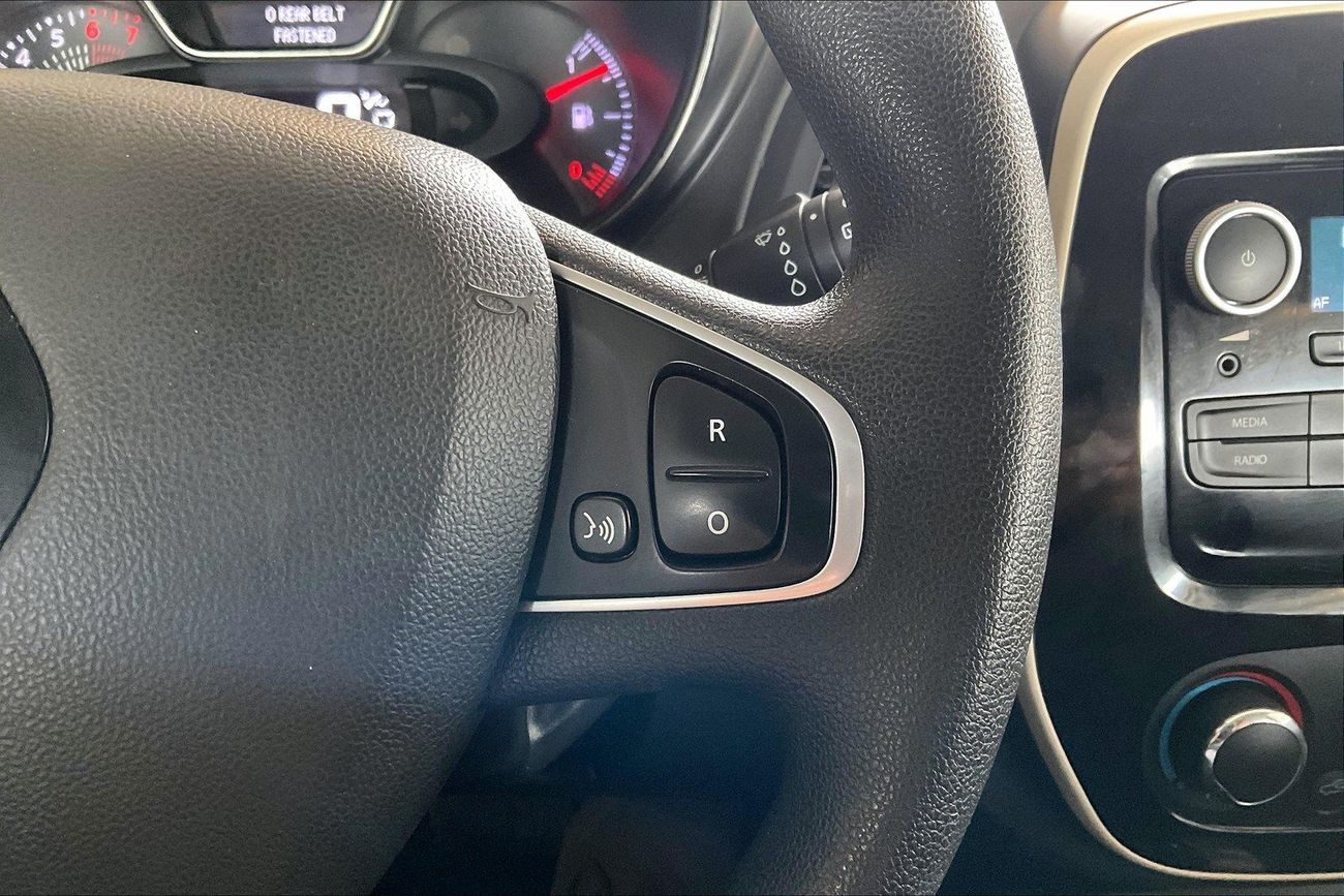 Renault Captur PE | National Day Celebration | Guaranteed Warranty | 0 Down Payment