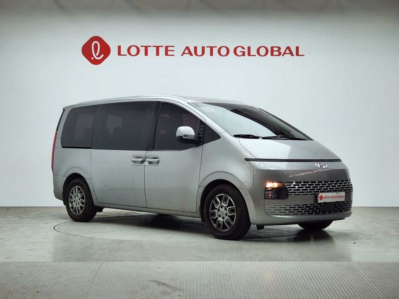 هيونداي ستاريا 2022 HYUNDAI STARIA (D) 2.2 Tourer 9seat Modern