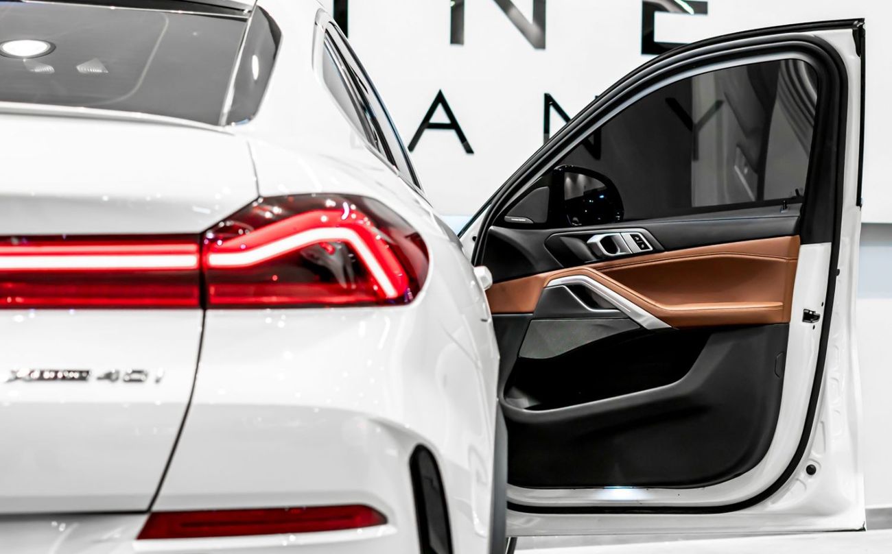 BMW X6 xDrive 40i 2022 BMW X6 X-Drive 40i, 2026 BMW Warranty + Service Contract, Low KMs, GCC