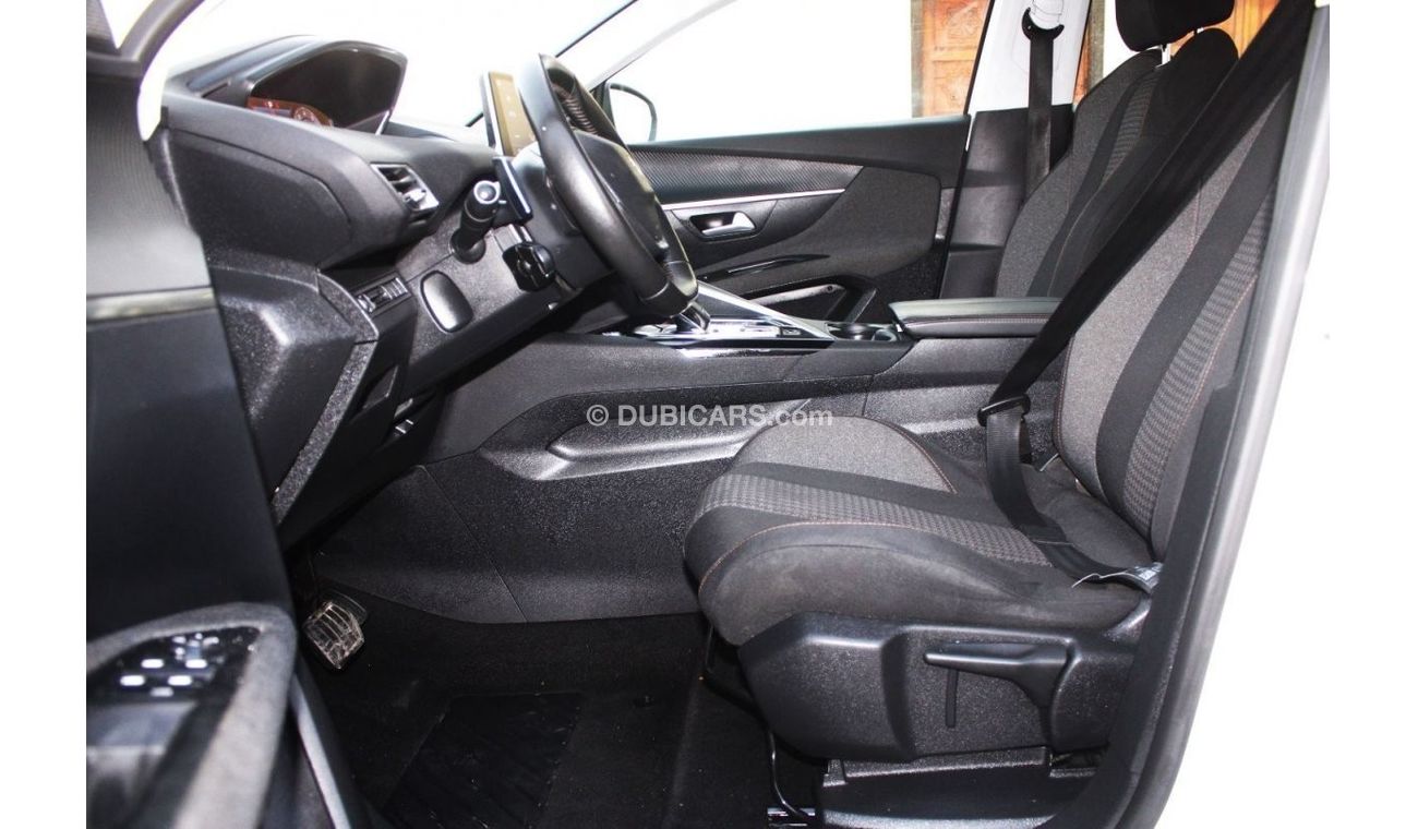 Peugeot 3008 Active Peugeot 3008 GCC 2020 in excellent condition