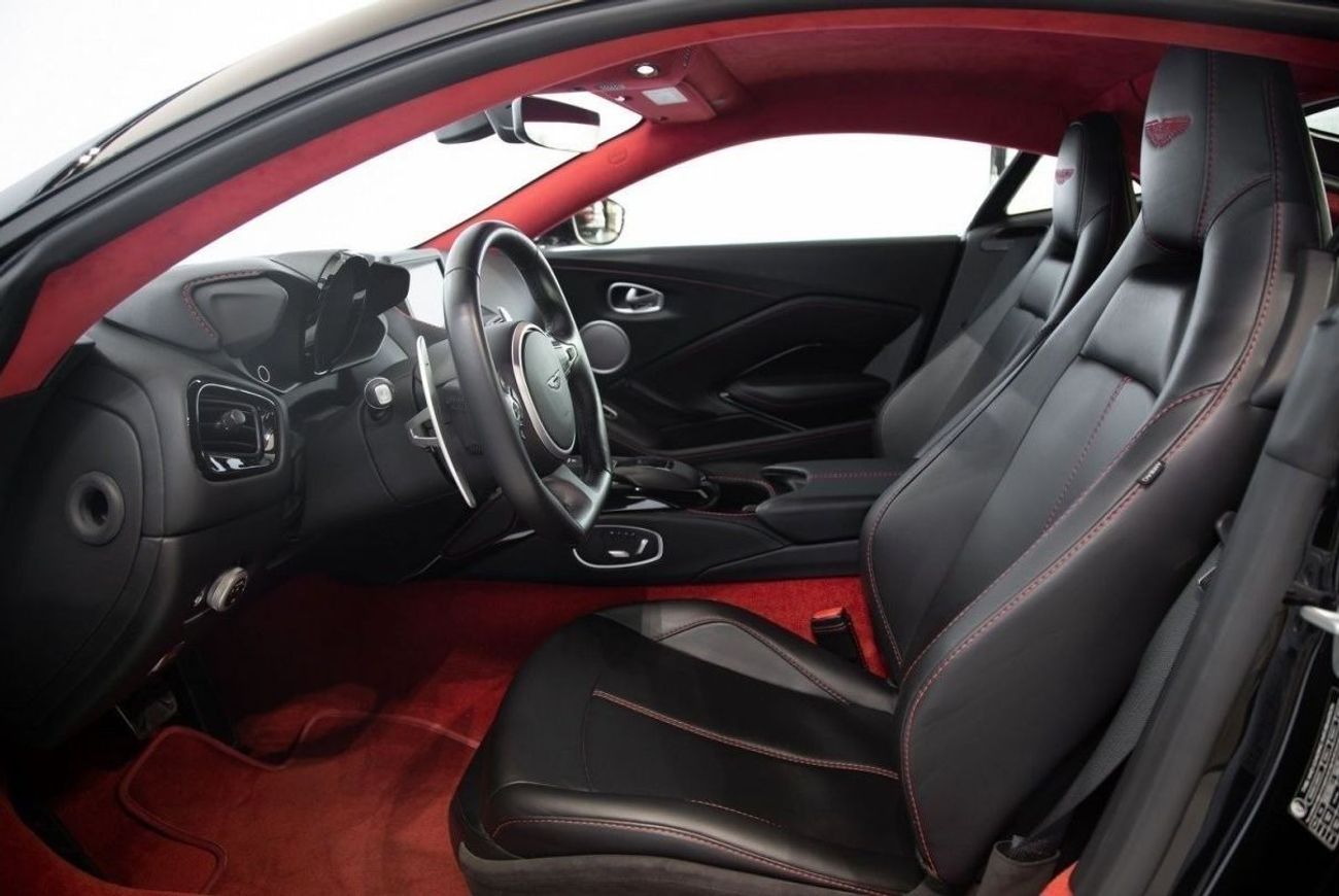 Aston Martin Vantage Aston Martin Vantage V8