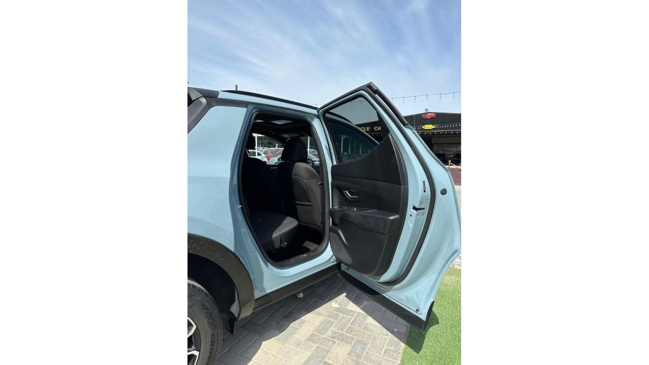 Hyundai Santa Cruz car in perfect condition, 2022 with engine capacity 2.5 4wd pickup