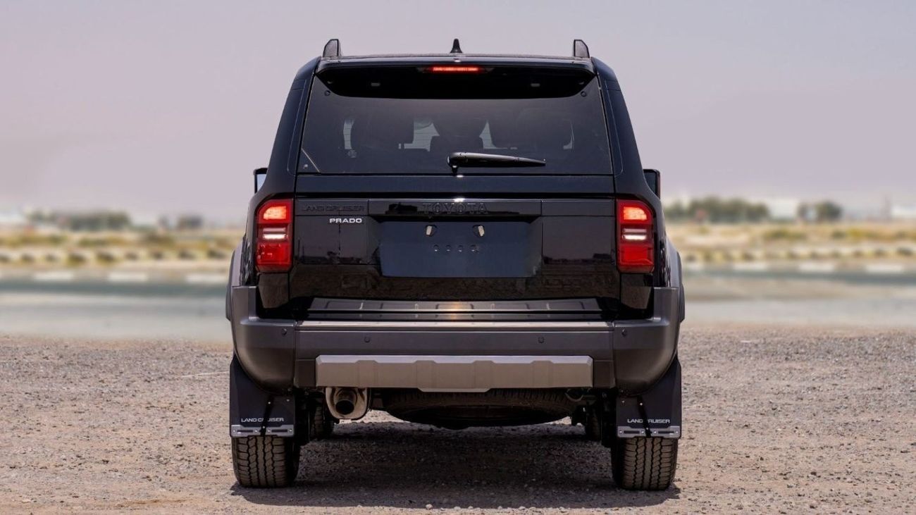تويوتا برادو (LHD) TOYOTA PRADO 250 WX+ LUXURY 2.4P AT MY2025 - BLACK