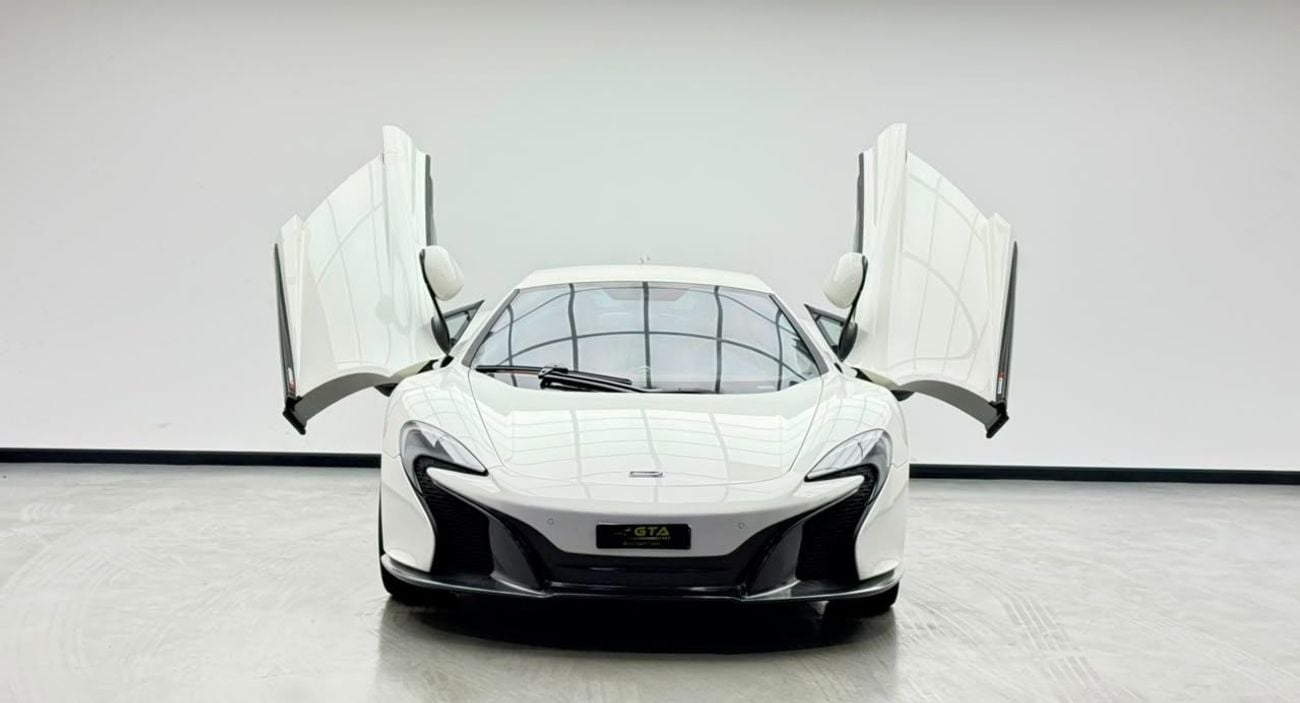 McLaren 650S 2016 McLaren 650 S Coupe, Full Service History, Very Low Km, Fully Loaded, Excellent Condition, GCC
