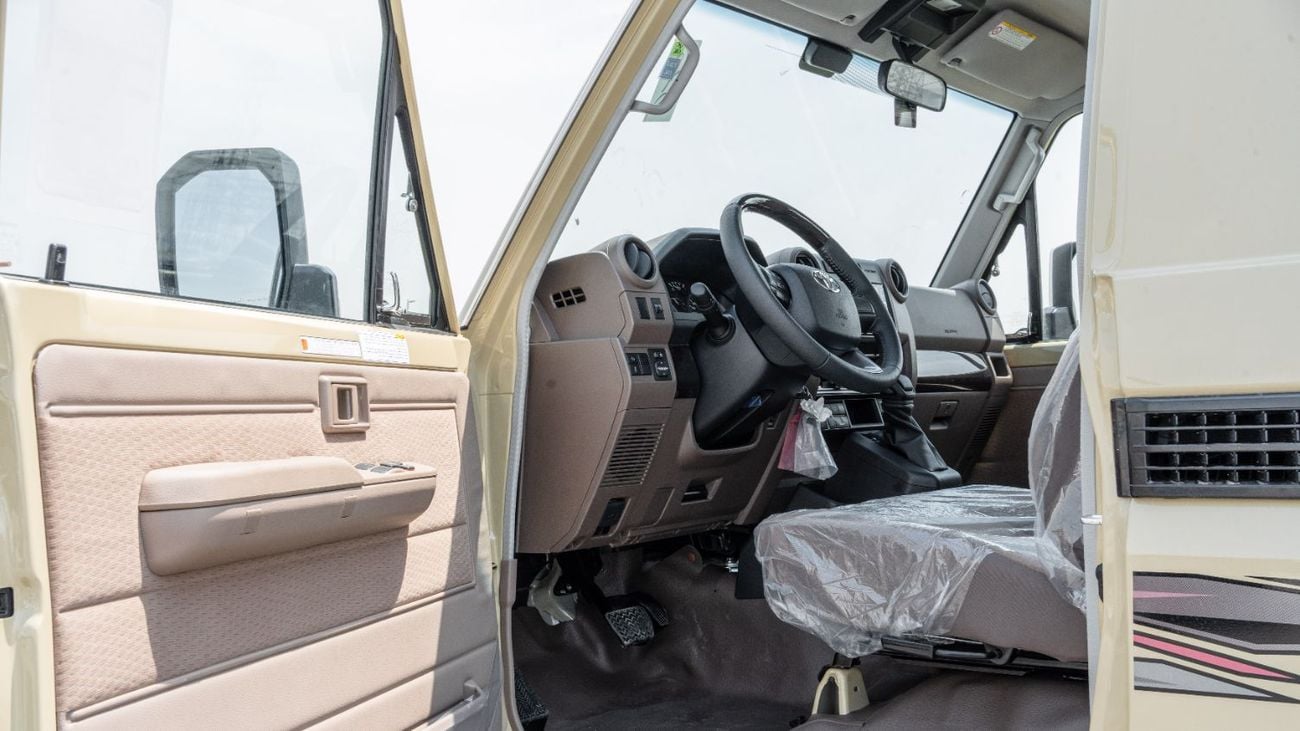 Toyota Land Cruiser Pick Up 2026 Toyota Land Cruiser LC79 2.8L AT Diesel (Beige-Brown) Basic