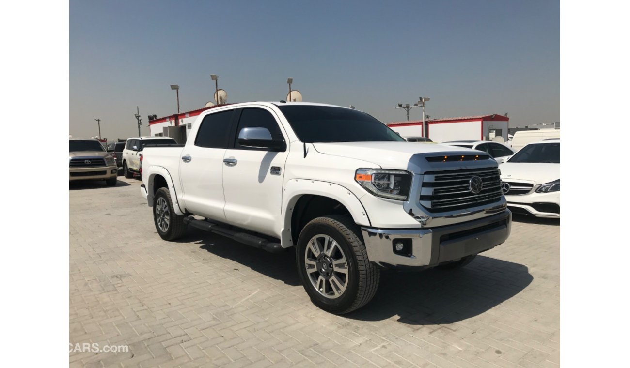 Toyota Tundra ‏تويوتا تندرا موديل 2018 كلين تايتل فول ادش مع رادار