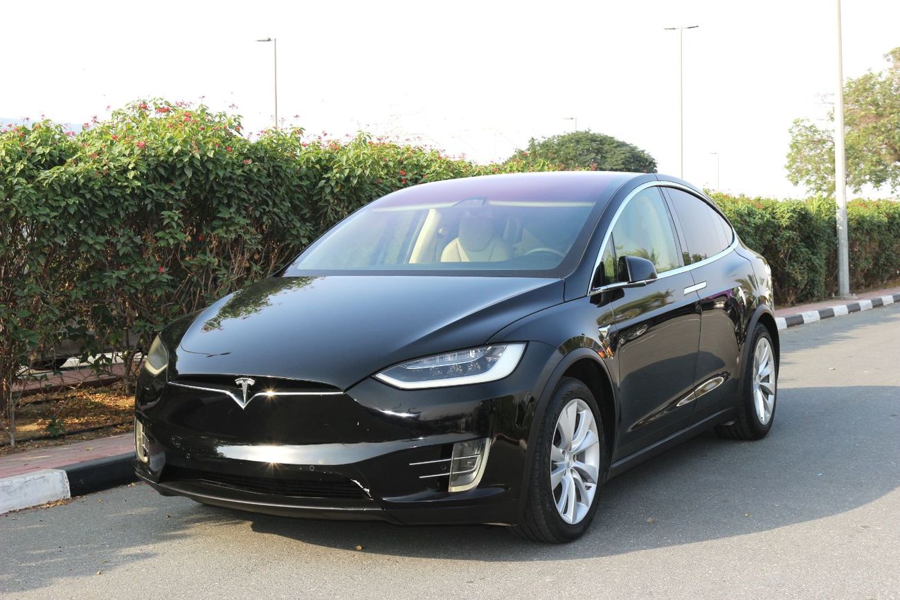 Tesla Model X Long Range (AWD) TESLA MODEL X 90D 2017  GULF SPACE   FALCON DOOR