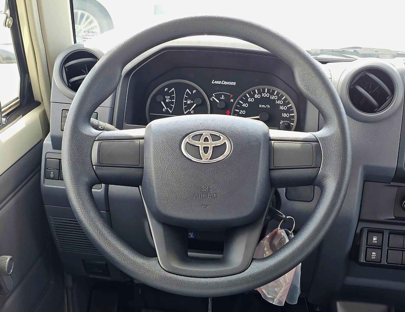 Toyota Land Cruiser 70 / LC78 4.5L DIESEL / 3 DOOR / M/T / WINCH SNORKEL / CODE#69035