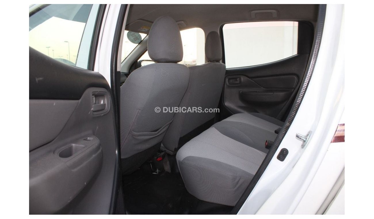 Mitsubishi L200 Mitsubishi L200 2018 GCC in excellent condition without accidents, very clean from  inside and outsi