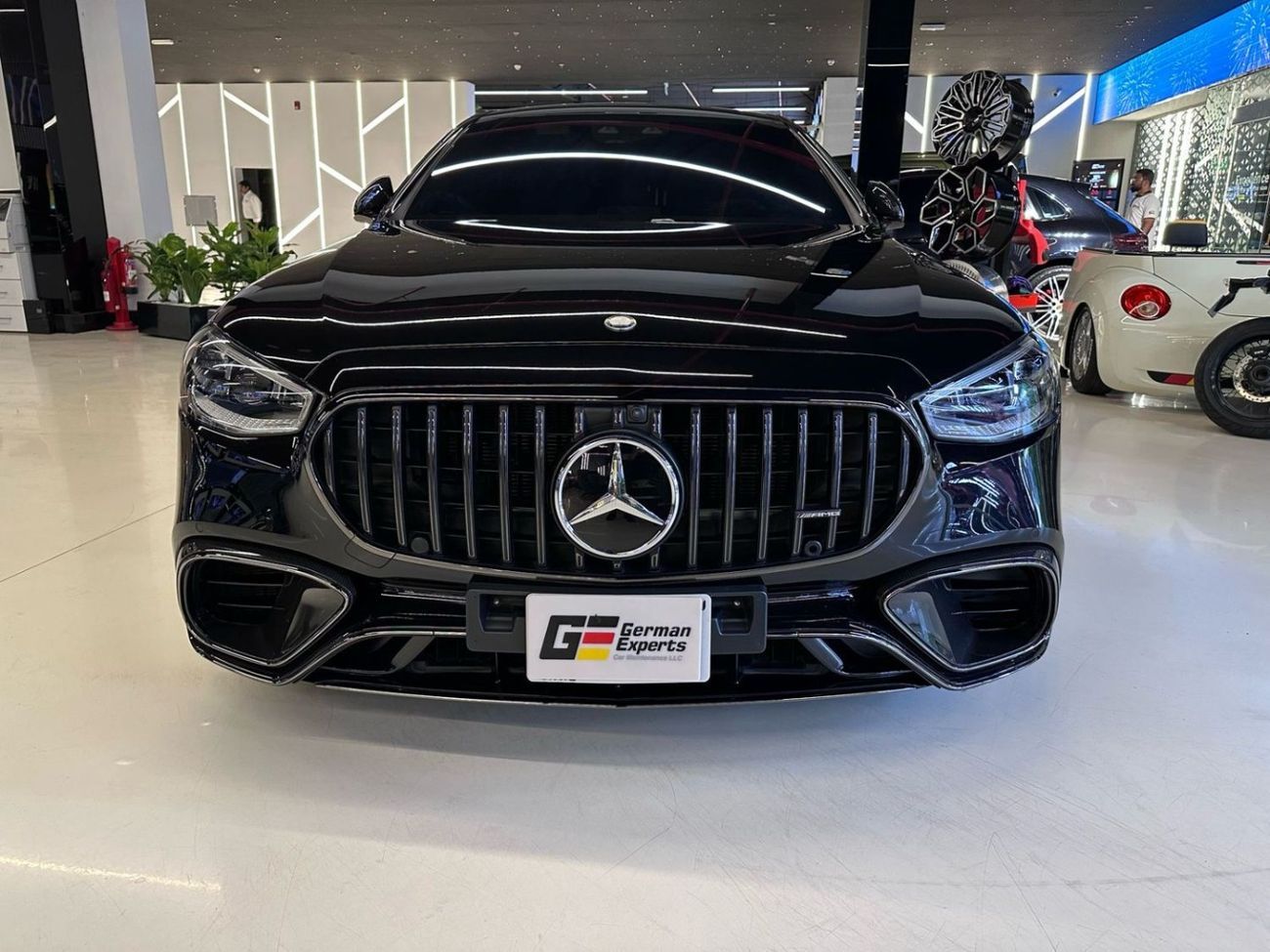 مرسيدس بنز S 63 AMG 2024 MERCEDES S63 AMG E-PERFORMANCE / Mint Condition