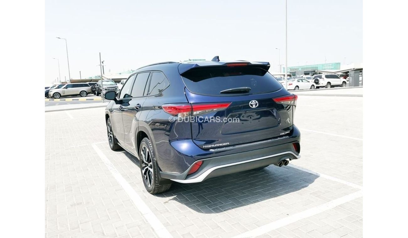 Toyota Highlander Toyota  Highlander XSE - 2021 - Blue