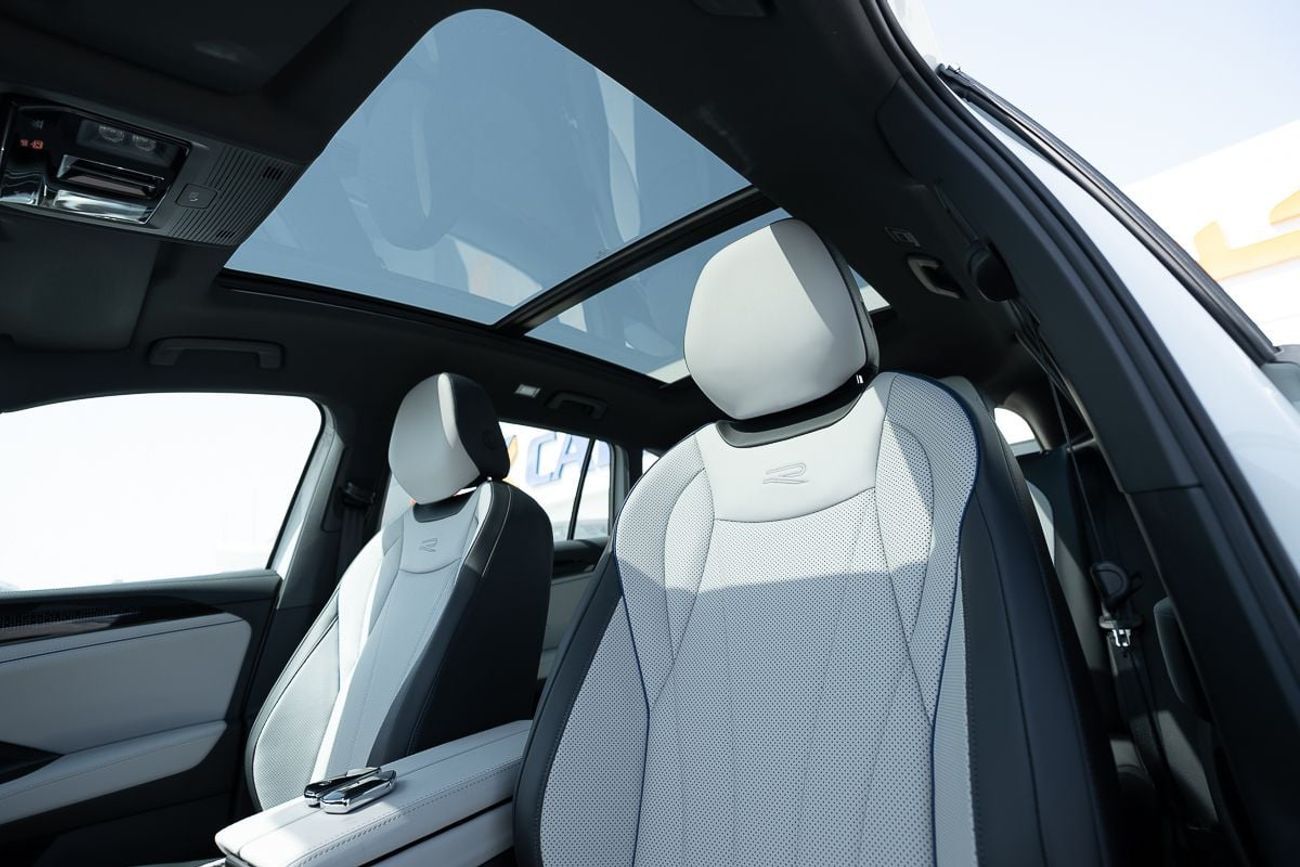 Volkswagen Tiguan L Pro 380TSI 2WD R-Line 2.0L Smart Leading 2025