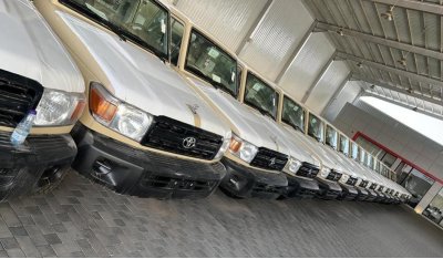 Toyota Land Cruiser Pick Up 2023 TOYOTA LAND CRUISER pick up 4.0 SINGLE CABIN manual petrol