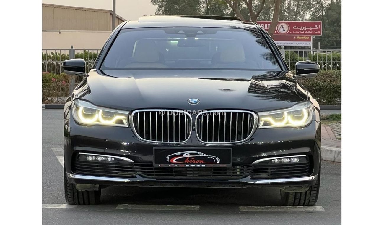 BMW 730Li Luxury BMW 730LI 2.0 2018 GCC FULL OPTION ORIGINAL PAINT FULL SERVICE HISTORY