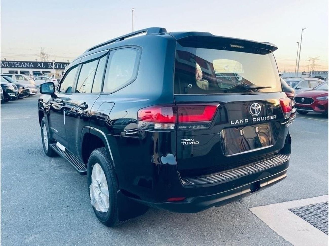 Toyota Land Cruiser TOYOTA LC300 GXR 3.5L TWIN TURBO 2024 WITH SUNROOF 273000 AED FOR EXPORT PRICE