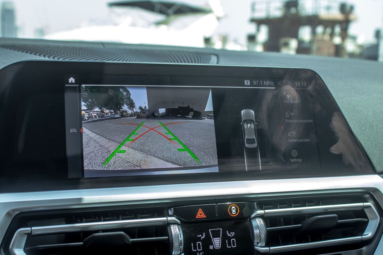 بي أم دبليو 320 Luxury Line