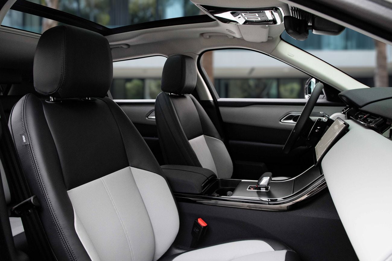 لاند روفر رينج روفر فيلار DYNAMIC SE P250 Range Rover Velar P250 R-Dynamic SE | 4,603 P.M | 0% Downpayment | IMMACULATE!