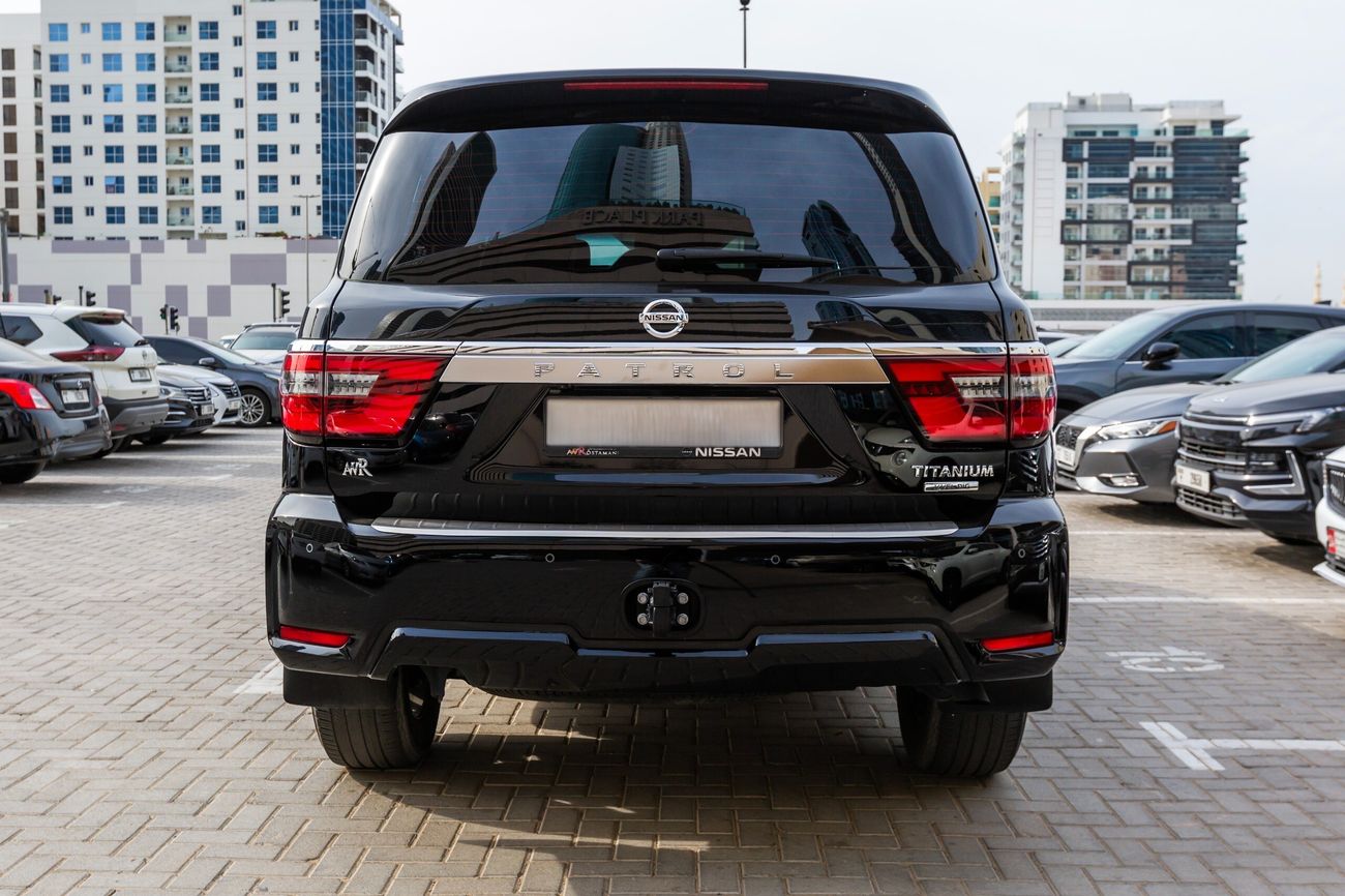 Nissan Patrol LE Titanium 5.6L