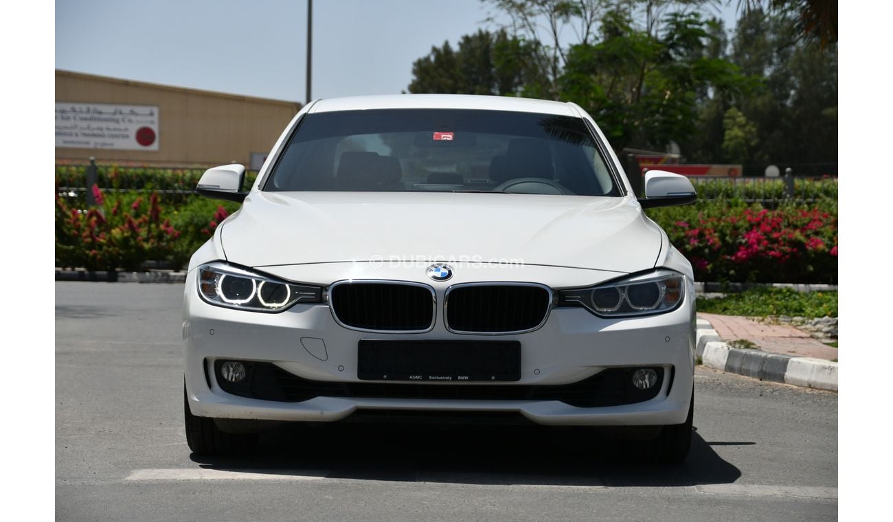 BMW 320i I 2012 - 4 CYLINDER - TWIN TURBO - GOOD CONDITION