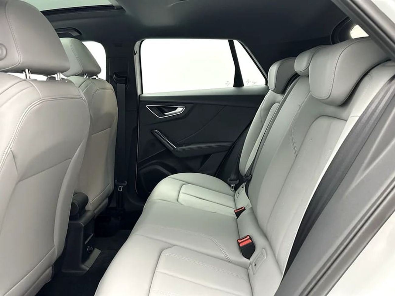 Audi Q2 Advanced 35 TFSI 150hp Black Package (Ref# 073216)