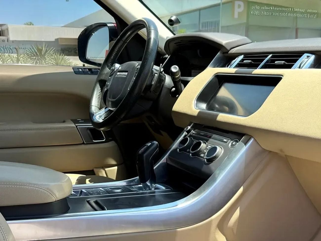 لاند روفر رينج روفر سبورت TOP AED 2,340 P.M | 0% DOWN PAYMENT | RANGE ROVER SPORT SE | 2017 | 1ST OWNER | GCC SPECS
