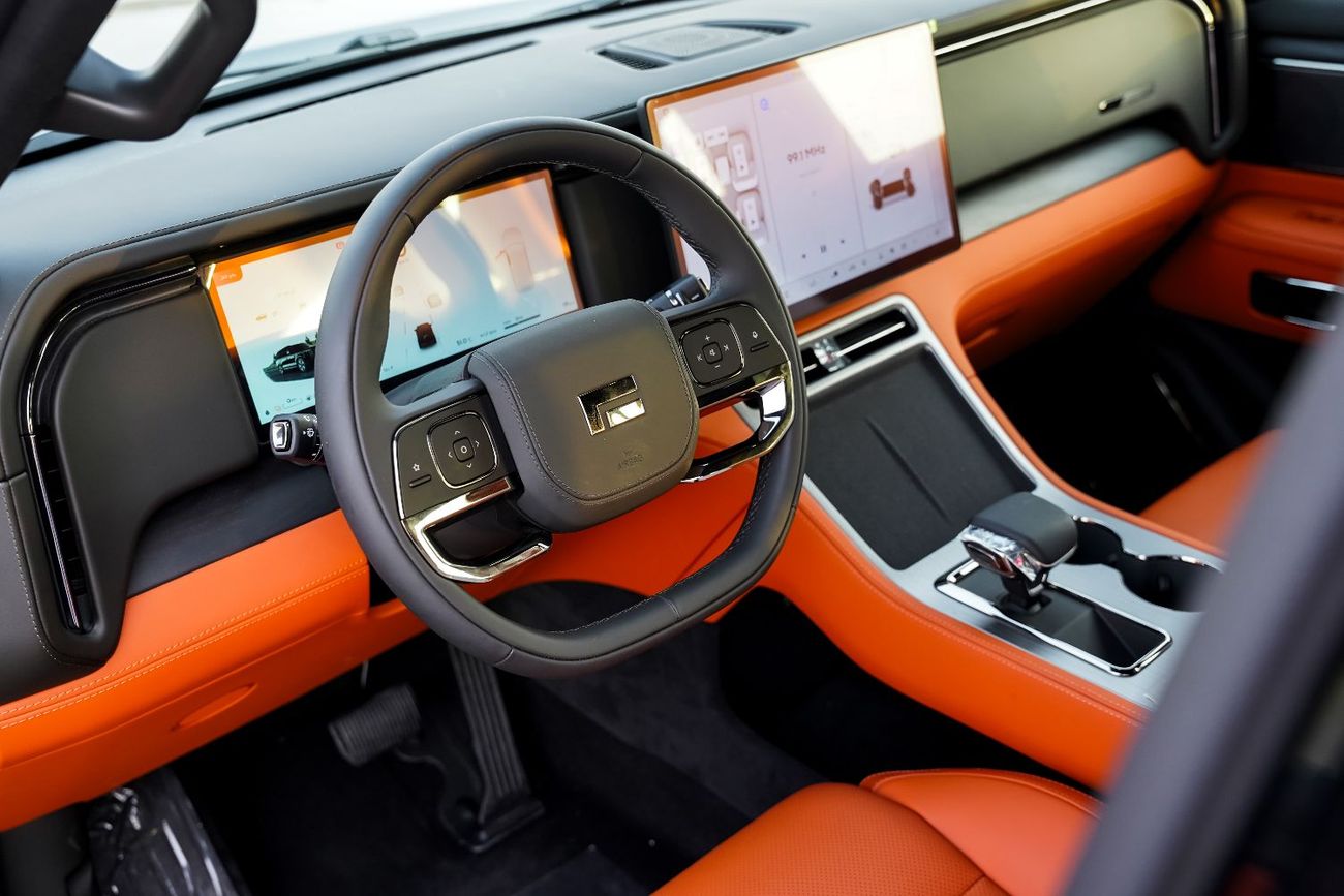 روكس 01 2026 ROX 01 VIP  Hybrid 6-Seaters GCC with 2 keys AWD 0Km