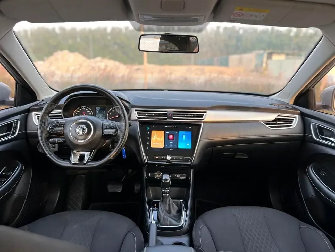 أم جي 5 LUX MG 5 2025 مواصفات خليجية