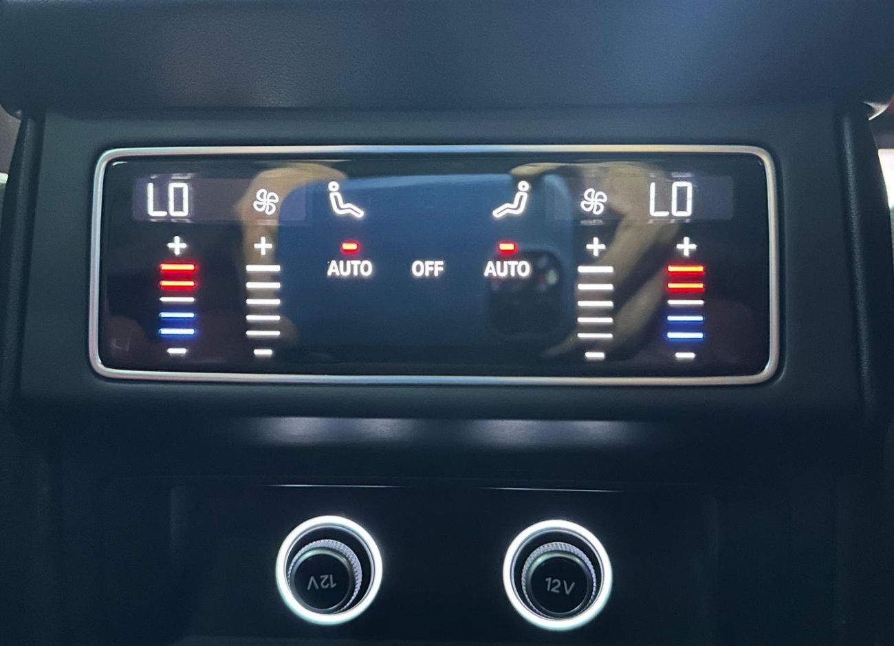 لامبورغيني اوروس STD 4.0T V8 2019 Lamborghini Urus, Warranty, Service History, Fully Loaded, 641HP, Excellent Conditi