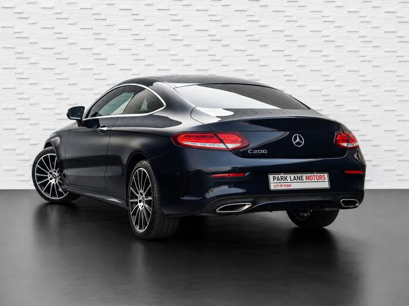 مرسيدس بنز 200 AMG