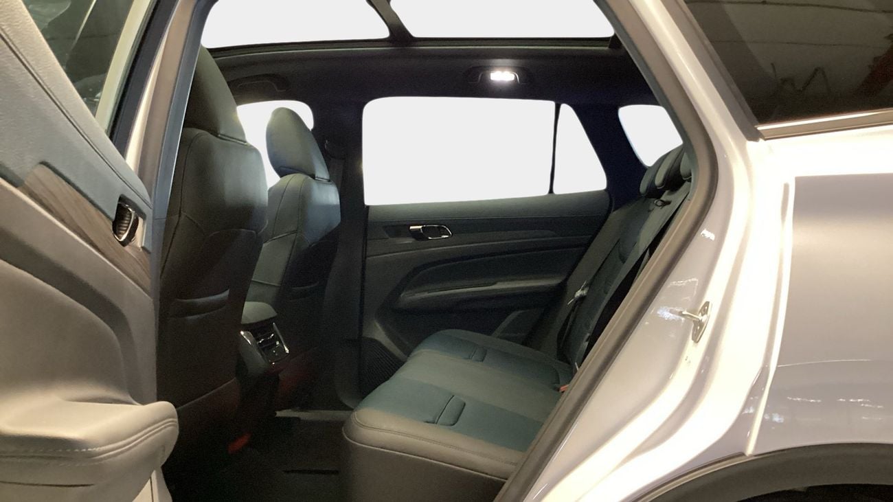 فورد تيريتوري Titanium | شامل الضمان | 0 ﺪﻔﻋﺓ ﺃﻮﻟﻯ