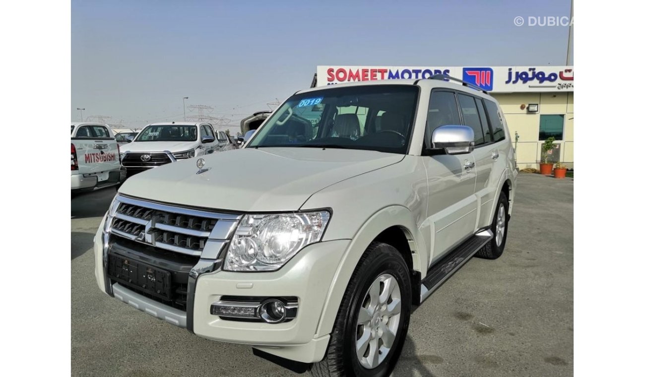 Mitsubishi Pajero 3.5 L