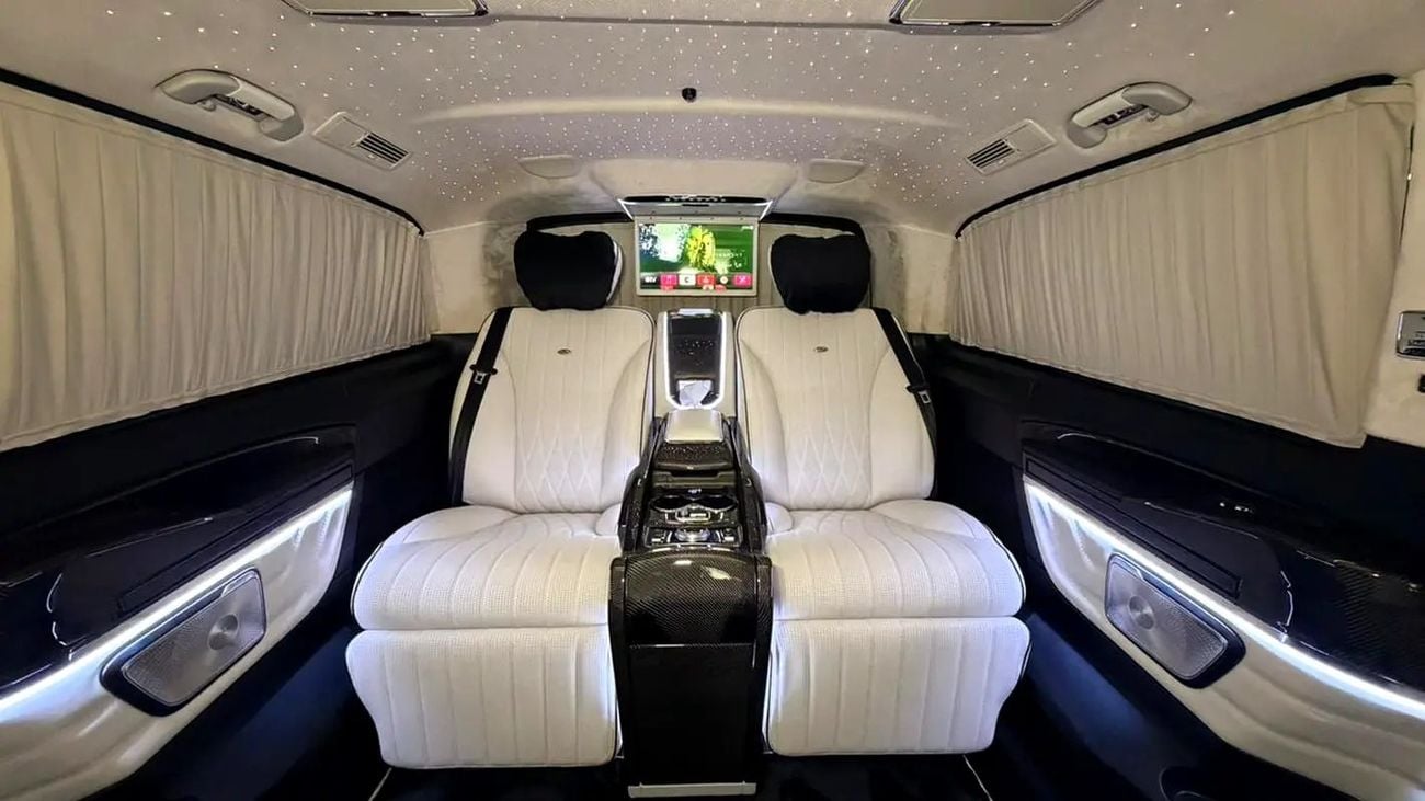 Mercedes-Benz V 300 ARRIVAL MODEL VIP MERCEDES GCC V300 with ADDITIONAL REAR AC - 2 Years Warranty by VLINE