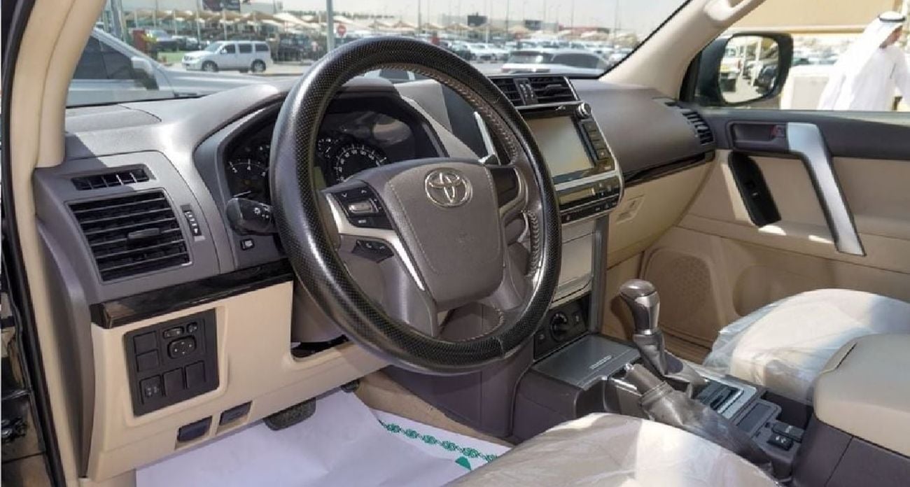 تويوتا برادو TX-L 2018 V4 2.7L GCC Specification Very Clean And Perfect Condition