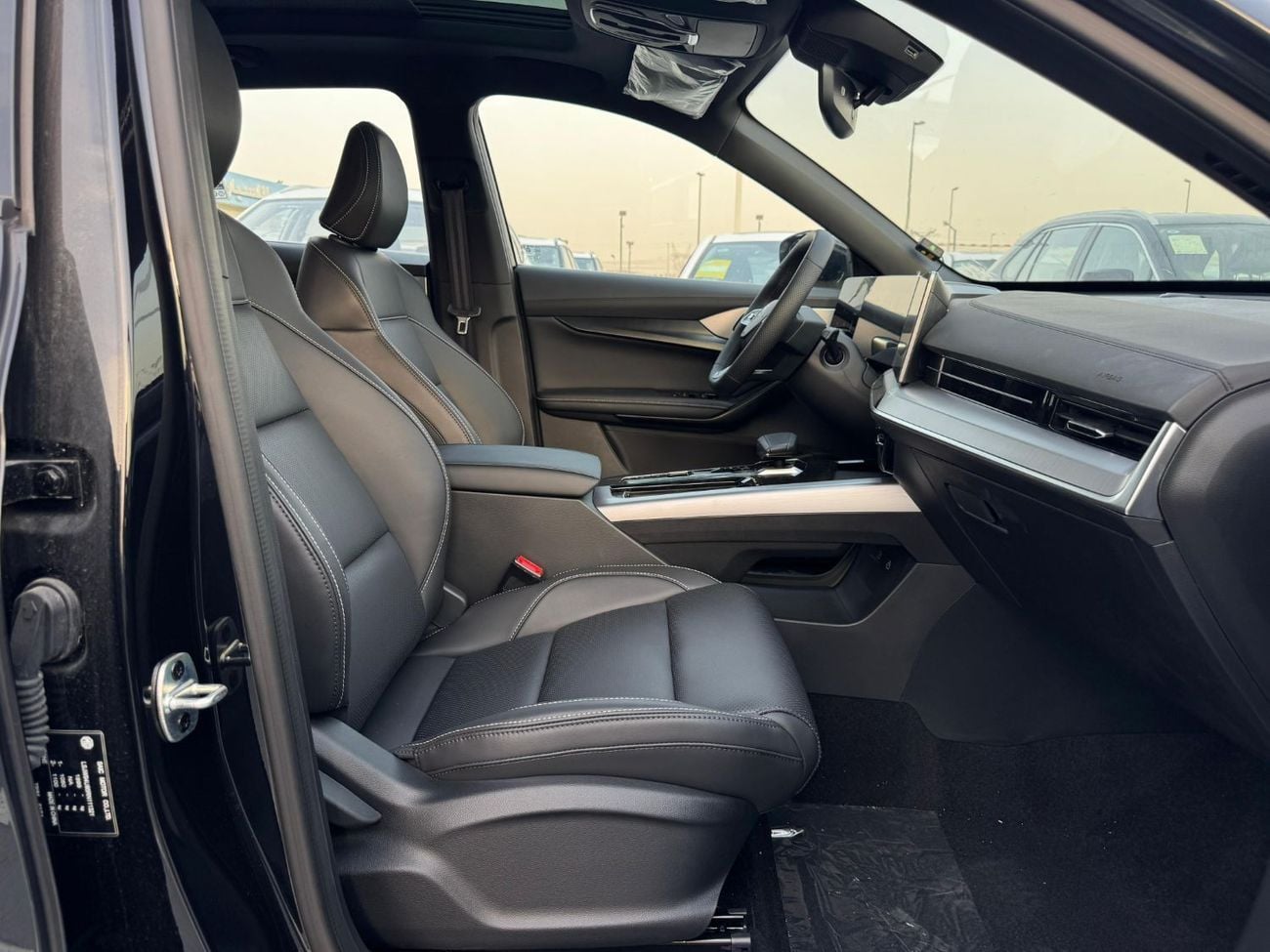 أم جي وان Deluxe 1.5L Petrol FWD 2024 Export Price @ 55,500 AED