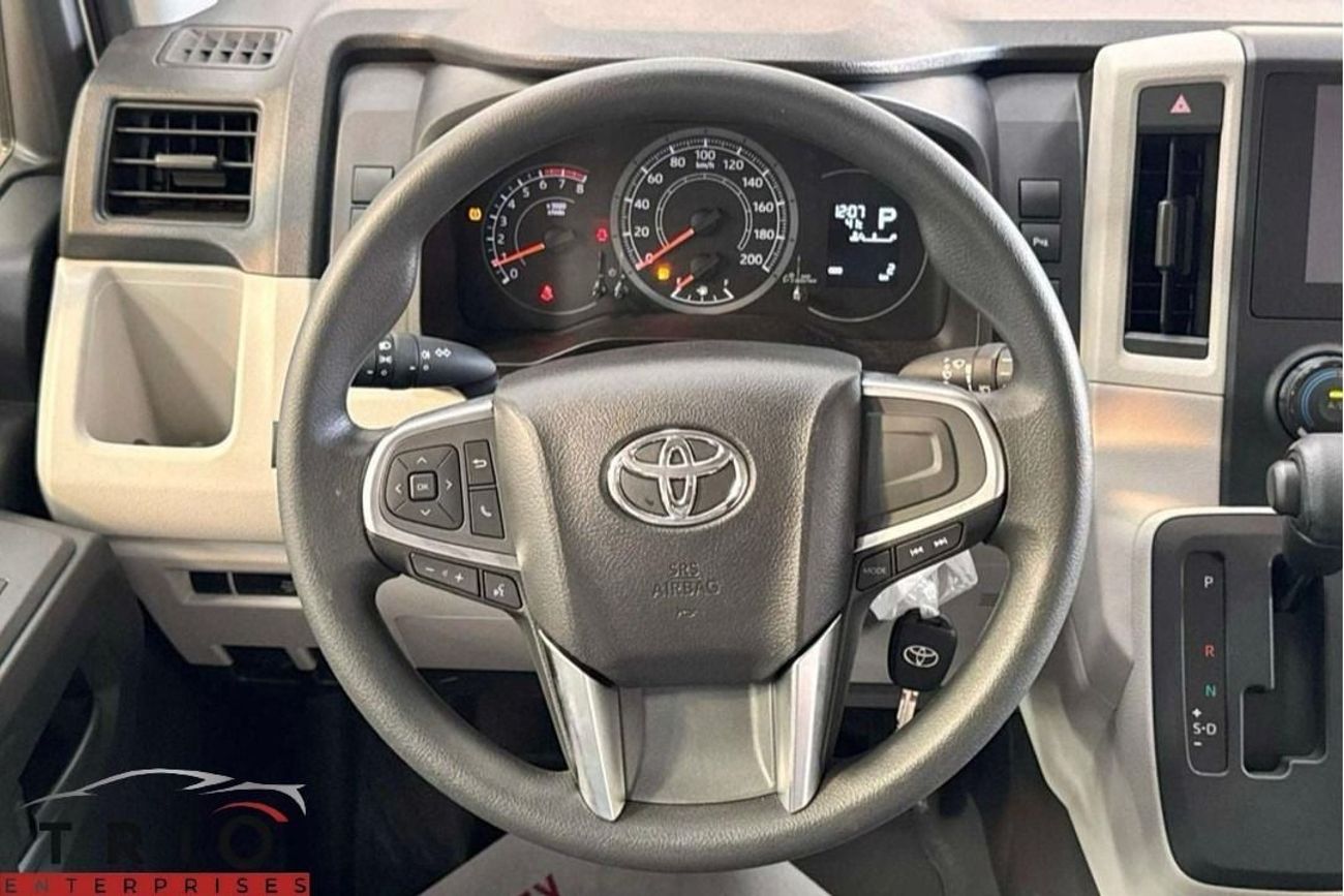 Toyota Hiace TOYOTA HIACE BLK BUMPER HIGH ROOF - 3.5L - PETROL - AT - 2026MY