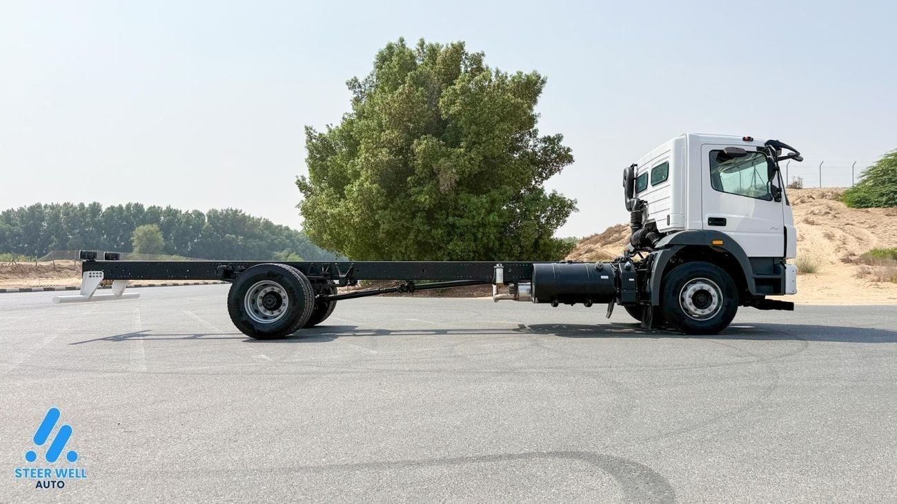 Mitsubishi Fuso FJ 12 Ton 6.4L RWD Diesel Bare Chassis Truck | White