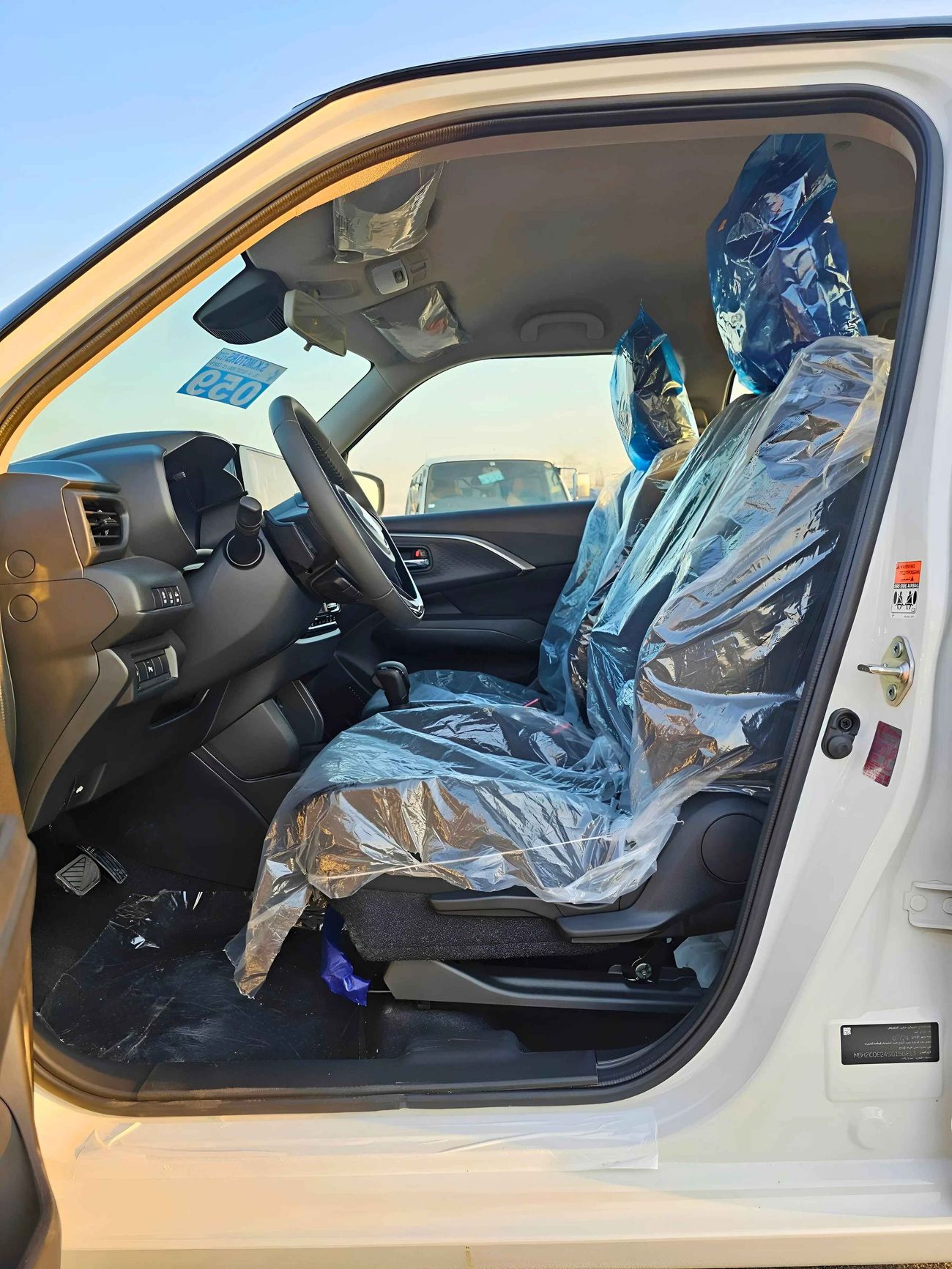 سوزوكي سويفت GLX, 1.2L V4 PETROL, RADAR, GCC SPECS, HIGH OPTION (CODE # SGLXM)